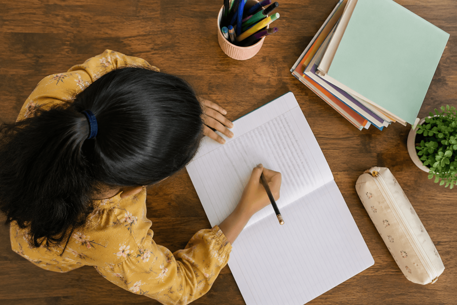 How to Turn 3 Sentences Into a Strong Paragraph